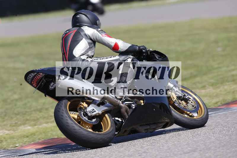 /43 08.08.2025 Discover the Bike ADR/Race 3 rot/286